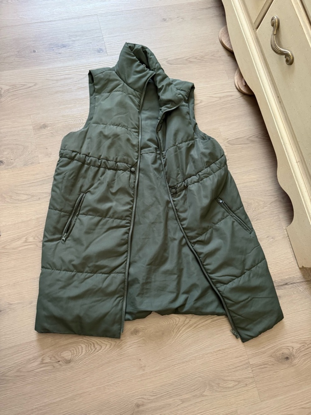 Motherhood Maternity Olive Green Quilted Sleeveless Vest